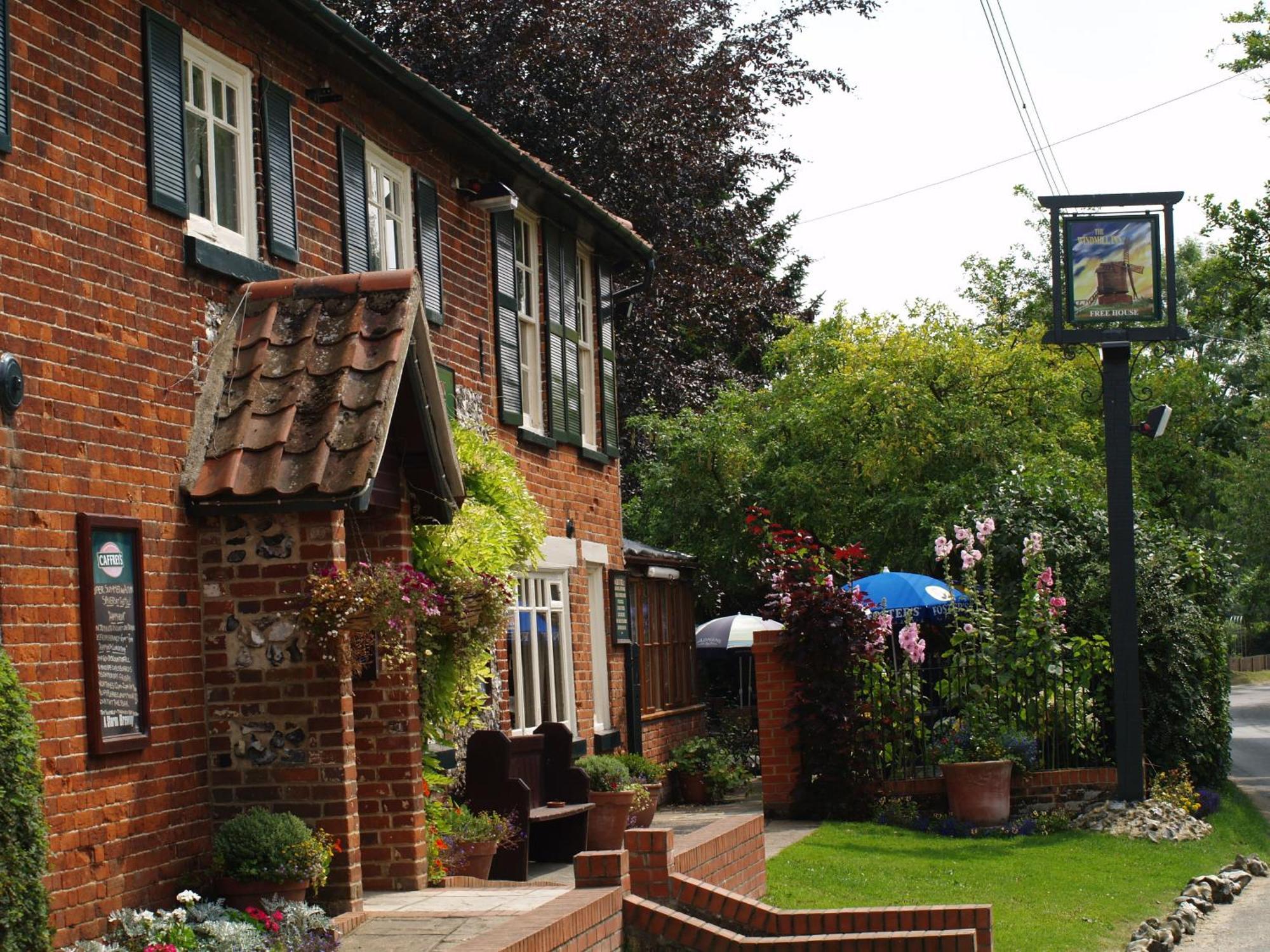 The Olde Windmill Inn Great Cressingham Luaran gambar
